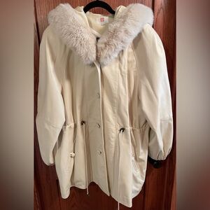 Red Kid Women’s Cream Leather coat, fur lined hood, button closure, size large